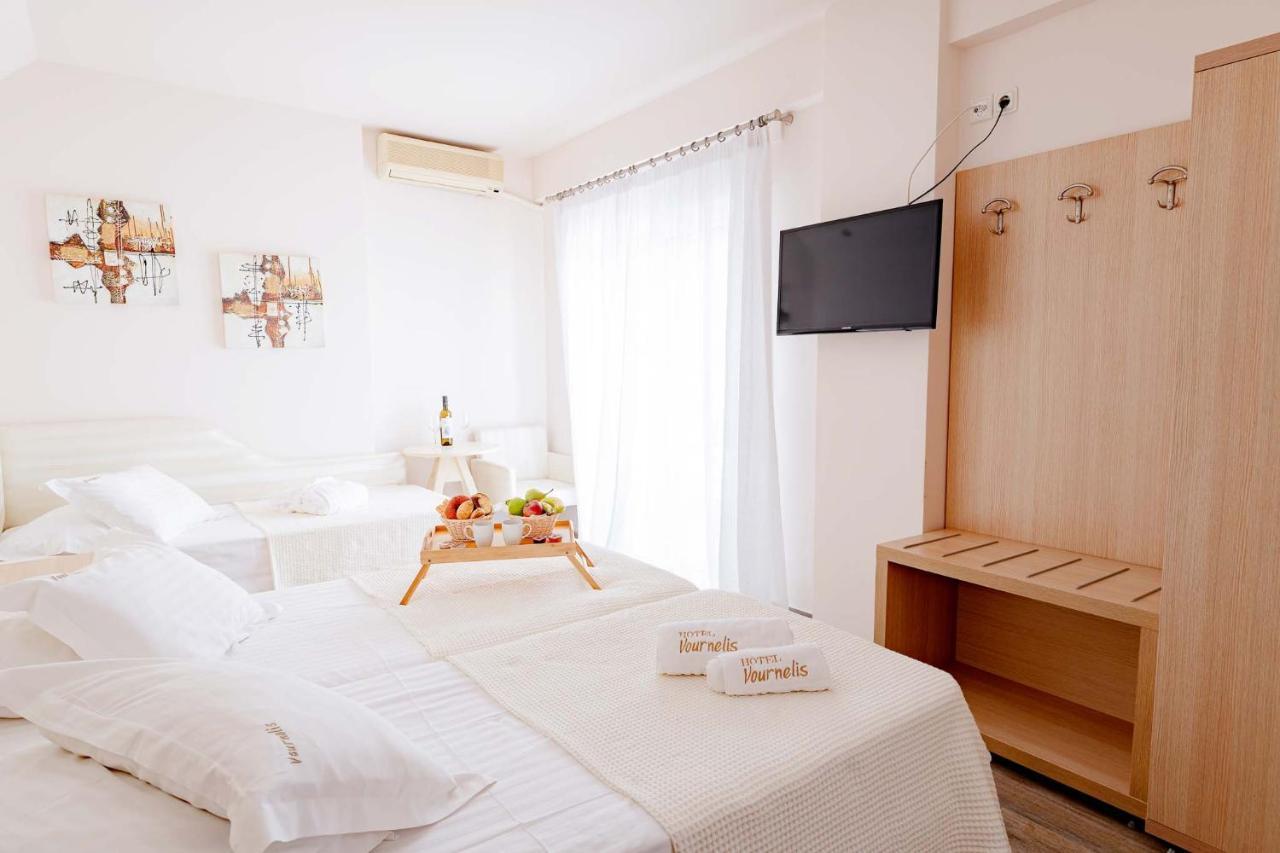 Vournelis Beach Hotel And Spa Nea Iraklitsa Exterior foto
